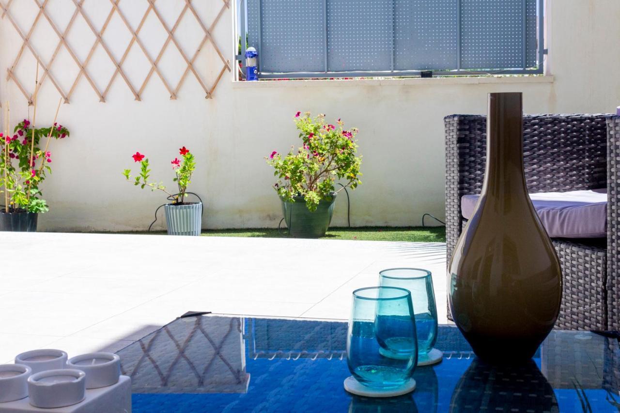 Bungalow Pink Garden โอริอุเอลา ภายนอก รูปภาพ