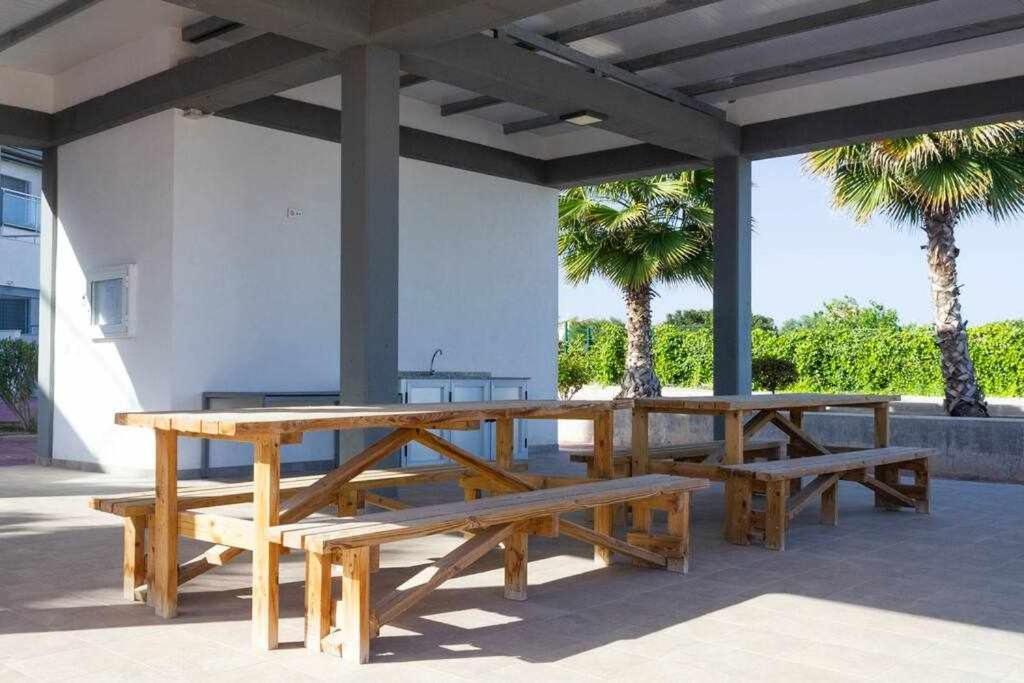 Bungalow Pink Garden โอริอุเอลา ภายนอก รูปภาพ
